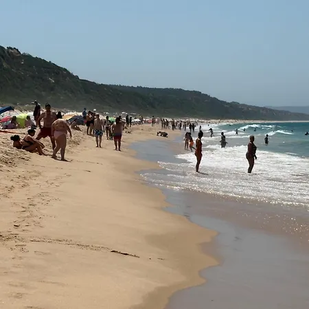 Bay Caravan * Caparica